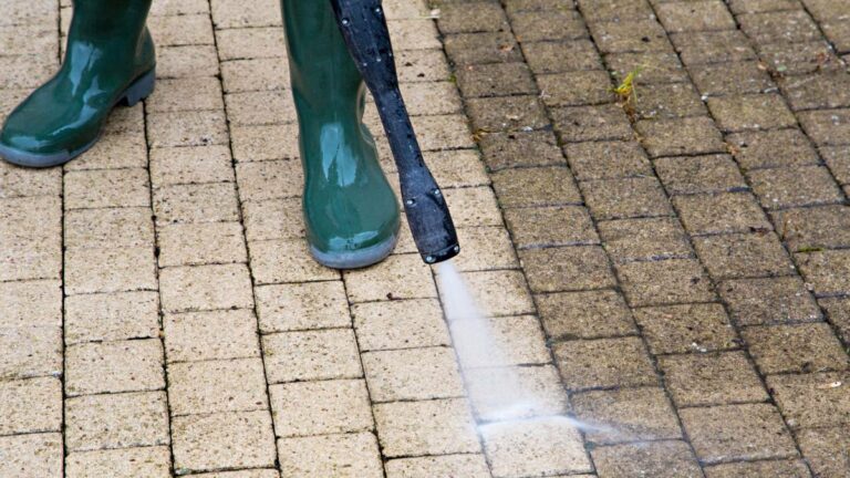 What Problems Does Pressure Washing Solve?